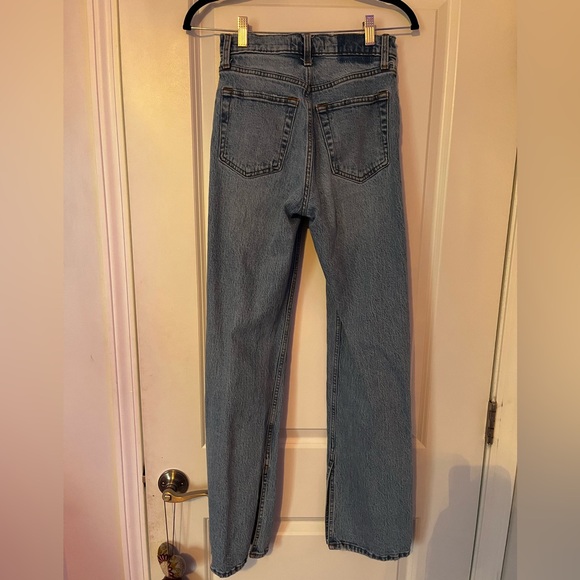 High Rise 90s Relaxed Jeans - Picture 3 of 4